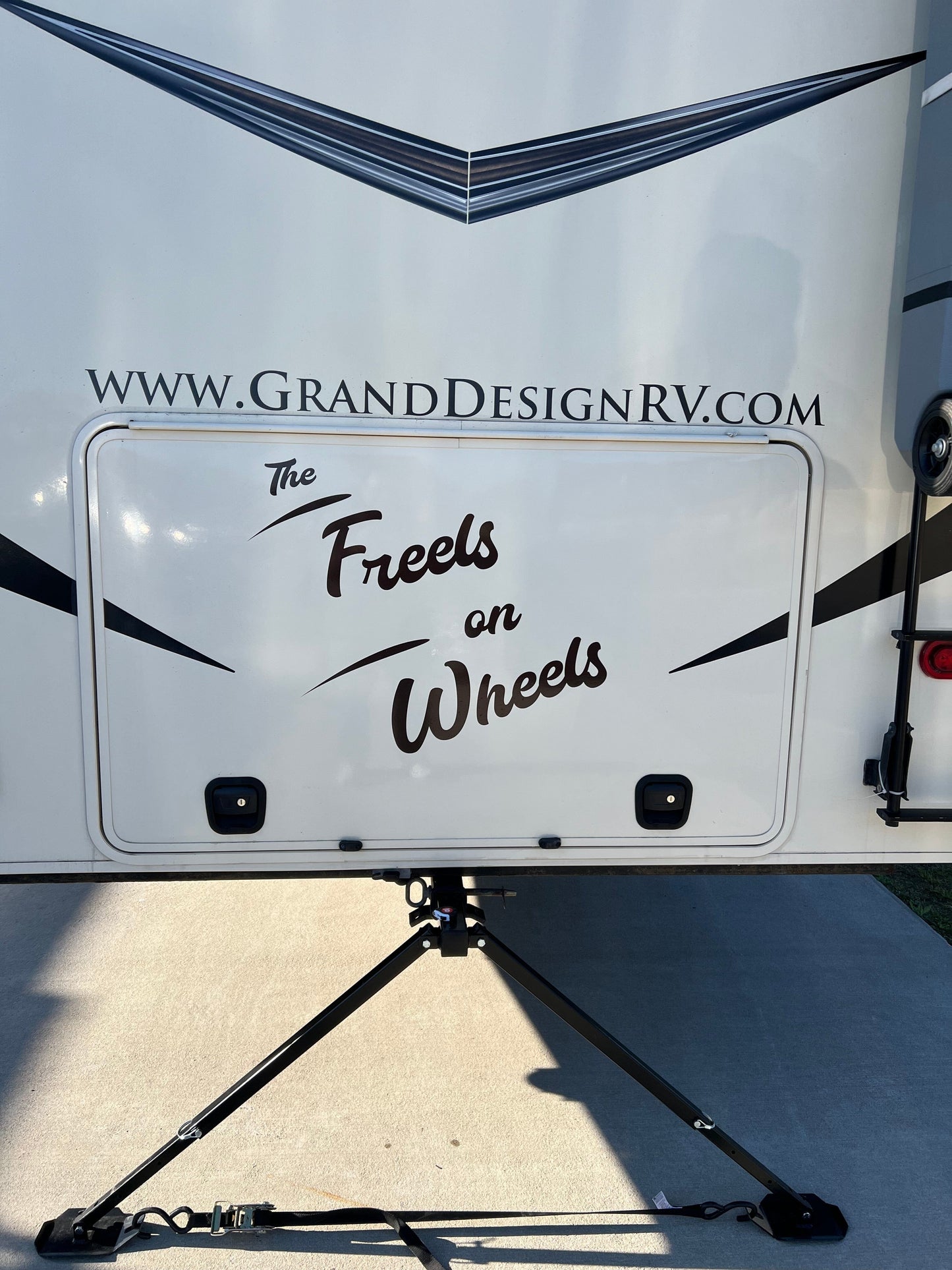 Custom Permanent Vinyl Designed to Order Lovey Makes It
